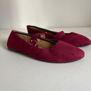 18 Shoes Women's 6 Burgundy Faux Suede Mary Jane Ballet Flats New